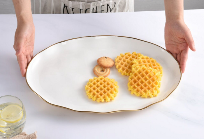 Oval Tray -Gold