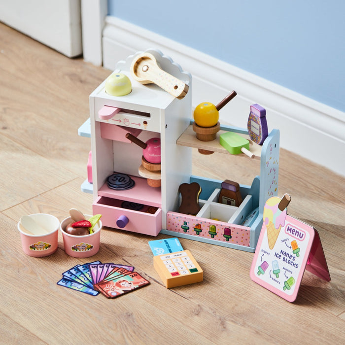 8th Wonder Personalised Bluey Wooden Ice Cream Stand