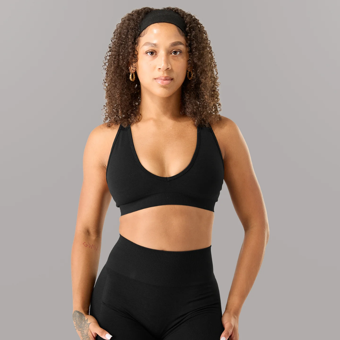 Alphalete - Amplify Deep V Bra - Black