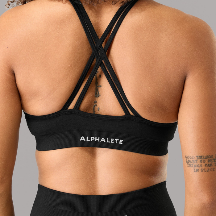 Alphalete - Amplify Deep V Bra - Black