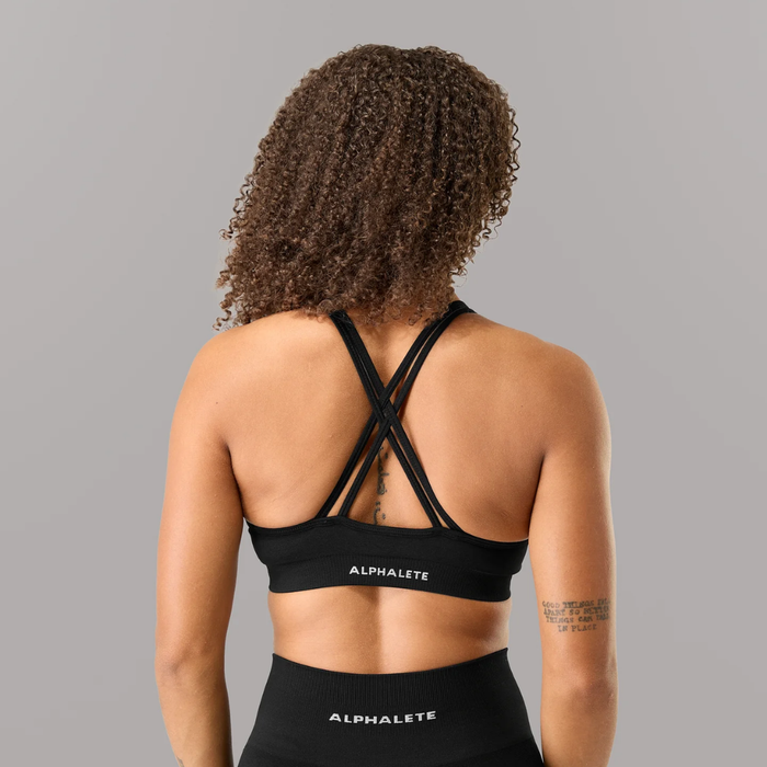 Alphalete - Amplify Deep V Bra - Black