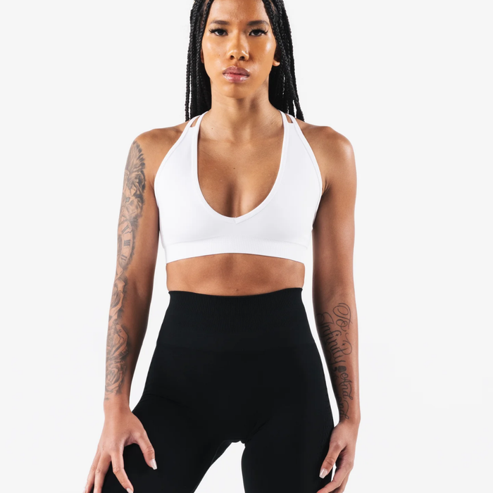 Alphalete - Amplify Deep V Bra - White