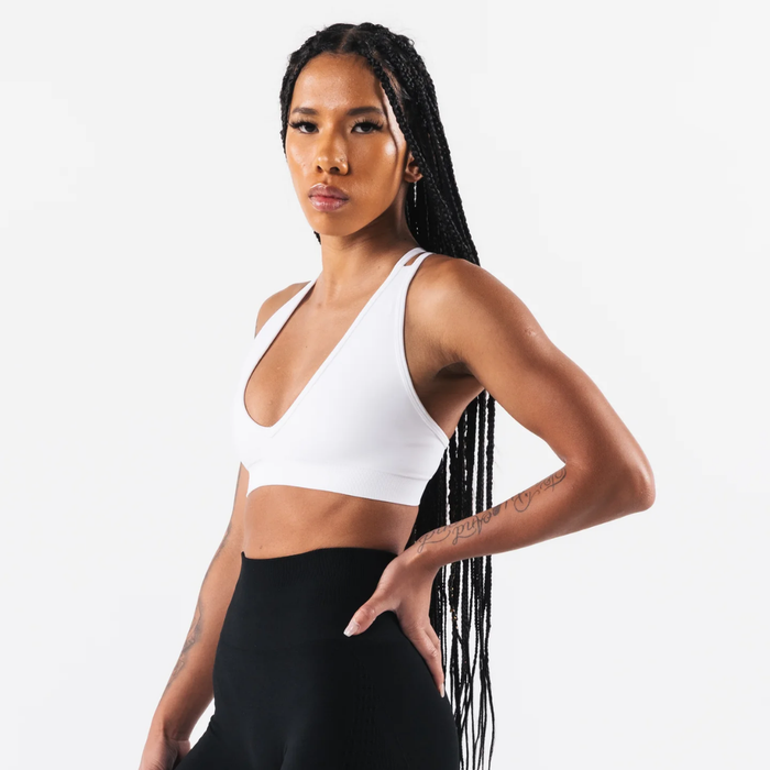 Alphalete - Amplify Deep V Bra - White