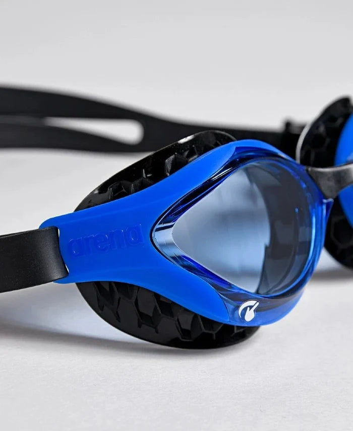 Arena | Air Bold Swipe | Blue / Black