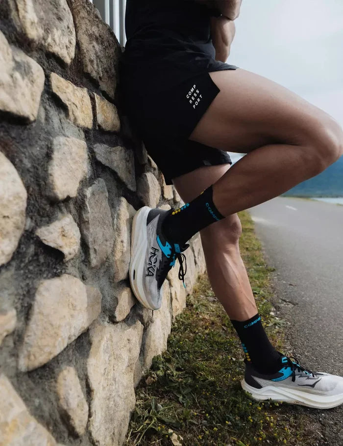Compressport | Pro Racing Socks V4 | Run High | IRONMAN 2026 | Black