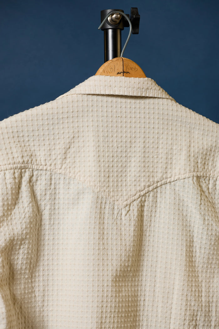 Dobby Woven Open Collar in Chalk