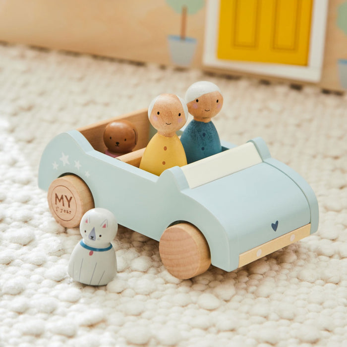 Dolls House Furniture & People Set