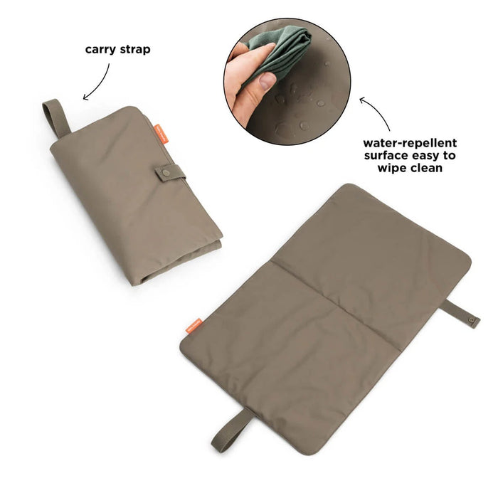 Done by Deer® Foldable changing mat Taupe – slika 3