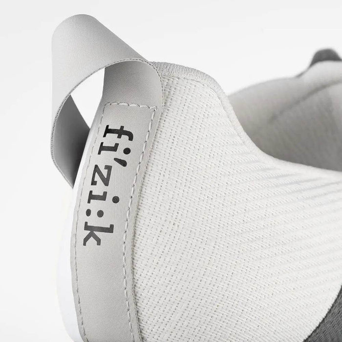 Fizik | Transiro Hydra Aeroweave | Carbon | Triathlonschoen | White / Silver Fizik