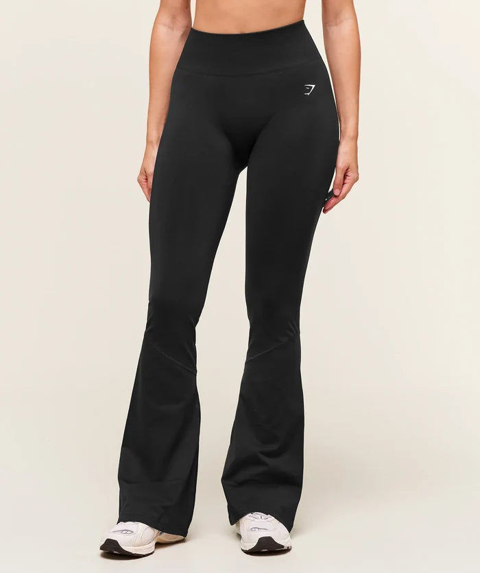 GS - Everyday Seamless Flared Leggings - Black