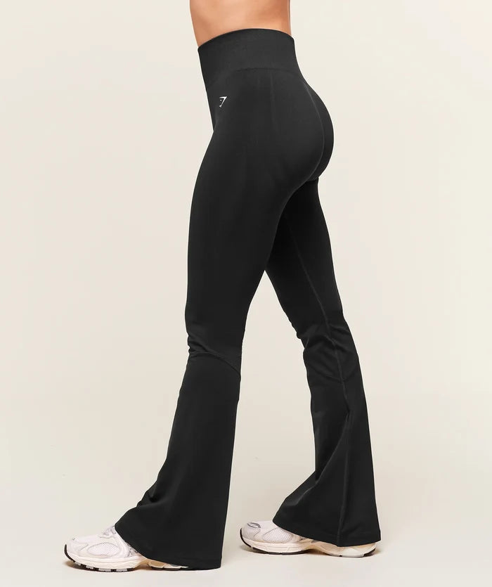GS - Everyday Seamless Flared Leggings - Black