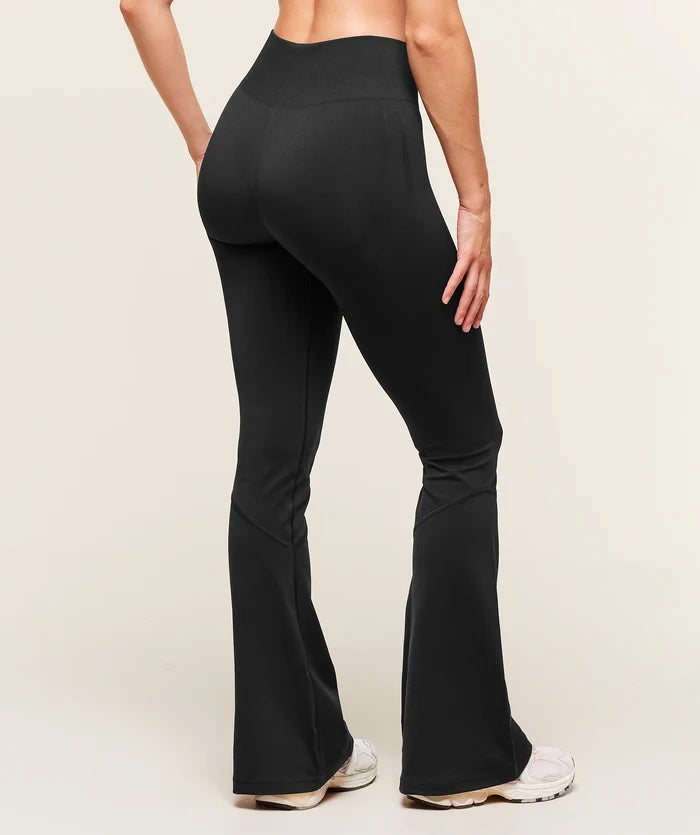 GS - Everyday Seamless Flared Leggings - Black