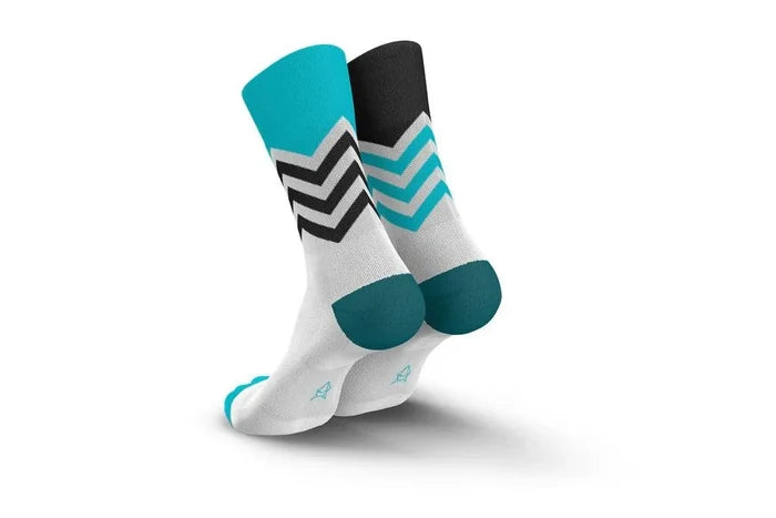 Incylence | Running Volts | Cyan / Black