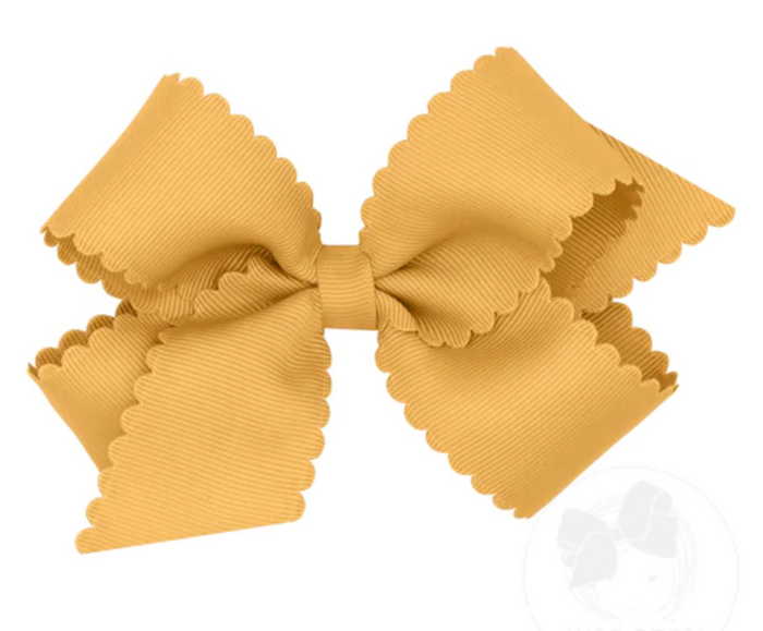 Medium Scallop Bow-Gold
