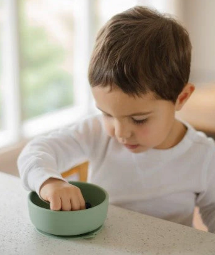 noüka Suction Bowl - Leaf
