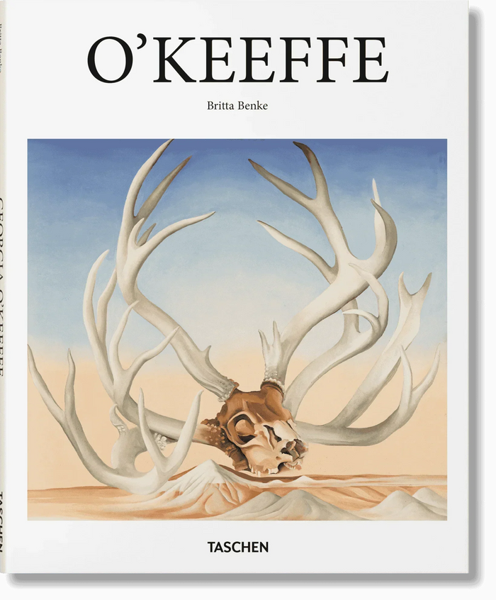 Book cover of 'O'Keeffe' by Britta Benke with a painting of antlers and a skull.