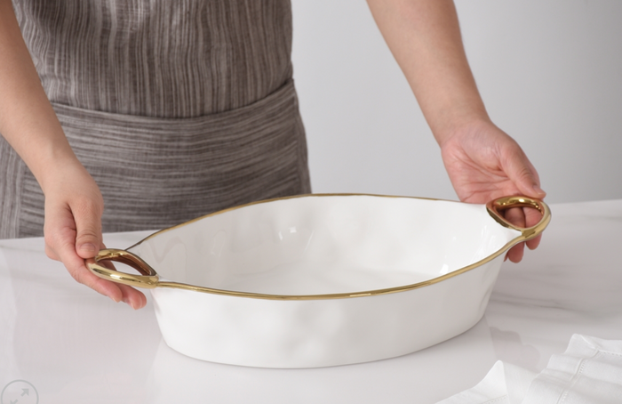 Oval Baking Dish w/ Handles