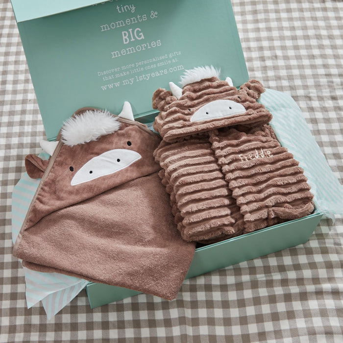 Personalised Highland Cow Splash & Snuggle Gift Set