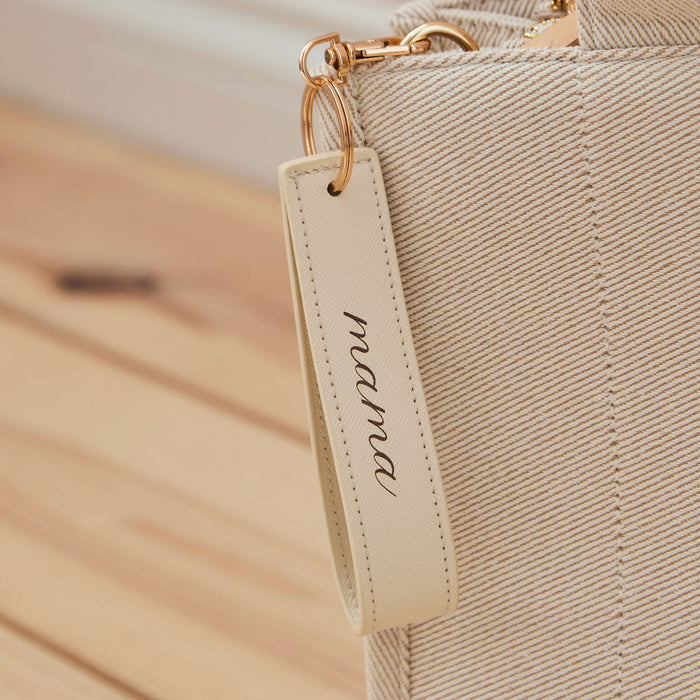 Personalised Mama Neutral Oyster Keyring