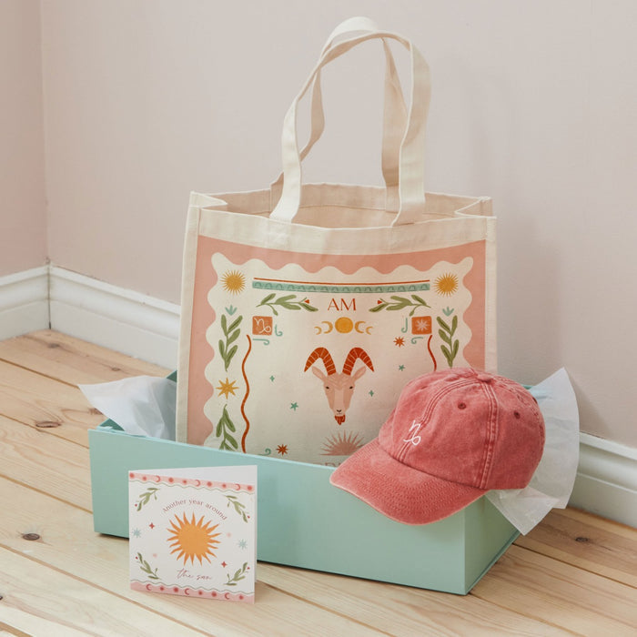 Personalised Zodiac Cap, Tote and Card Giftset