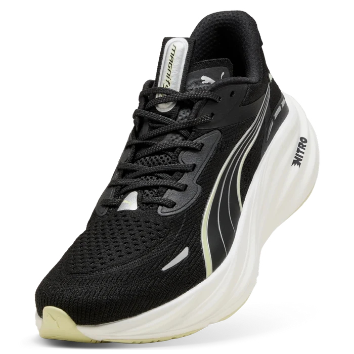 Puma | Magnify Nitro 3 | Heren | Black / Apple