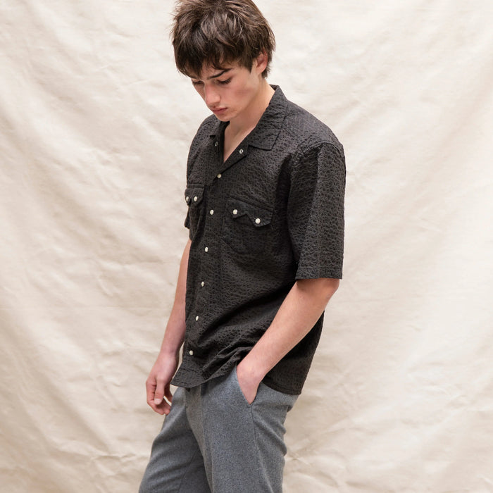 Salado Seersucker in Chevron Charcoal
