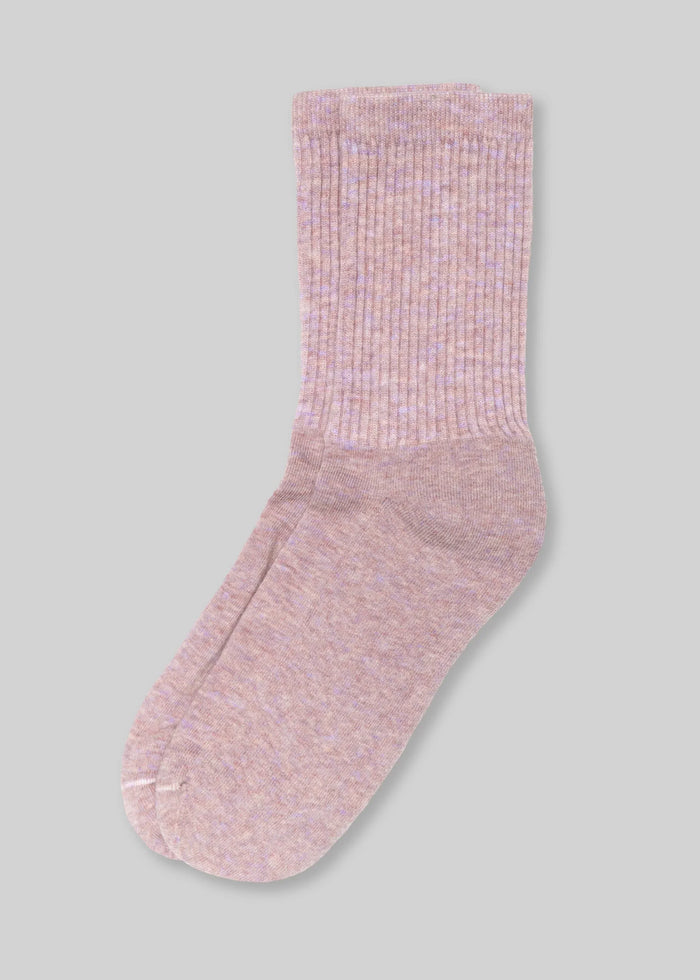b8c350f26f298867cb6100e65e3a5024aa2b3c7c6767ae53cfa751fab730198b front view of ribbed light purple dress sock