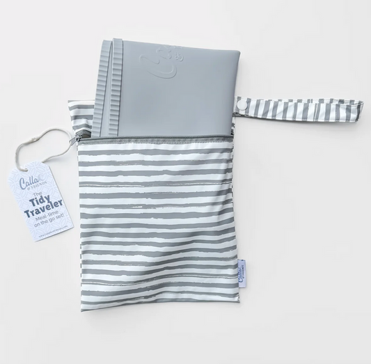 The Tidy Traveler Solid Placemat Set - Whisper Gray Brush Stripes