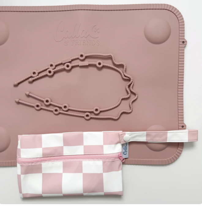 The Tidy Traveler Solid Placemat Set -Petal Pink Brush Stripes