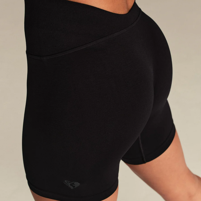 Women's Best - Define 2.0 Seamless Low Back Shorts | Black