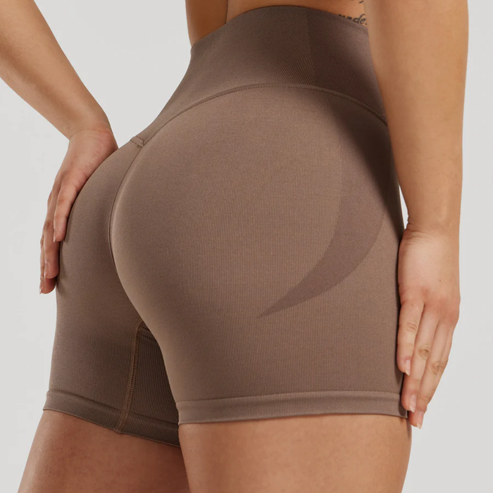 Women's Best - Motion Seamless Shorts | Caribou